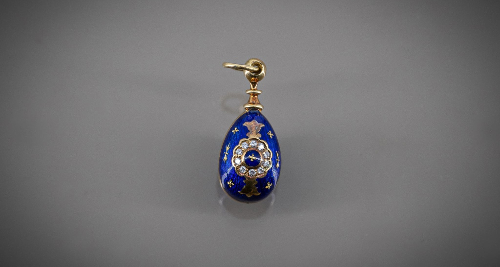 December Live Auction