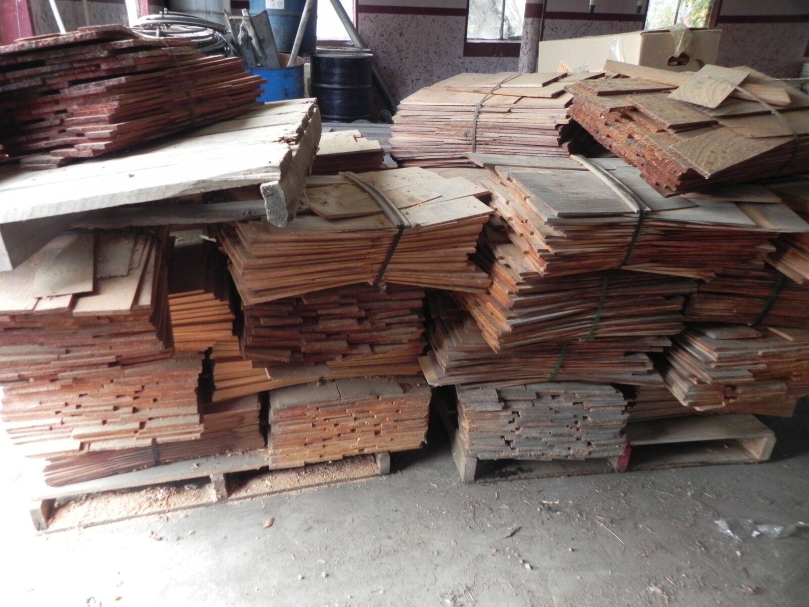 WOODWORKING TOOLS, LAWN FURNITURE, & MUCH MORE - BEDFORD, PA, / SAT. NOV. 21, 2026 @ 10AM. - Image 62