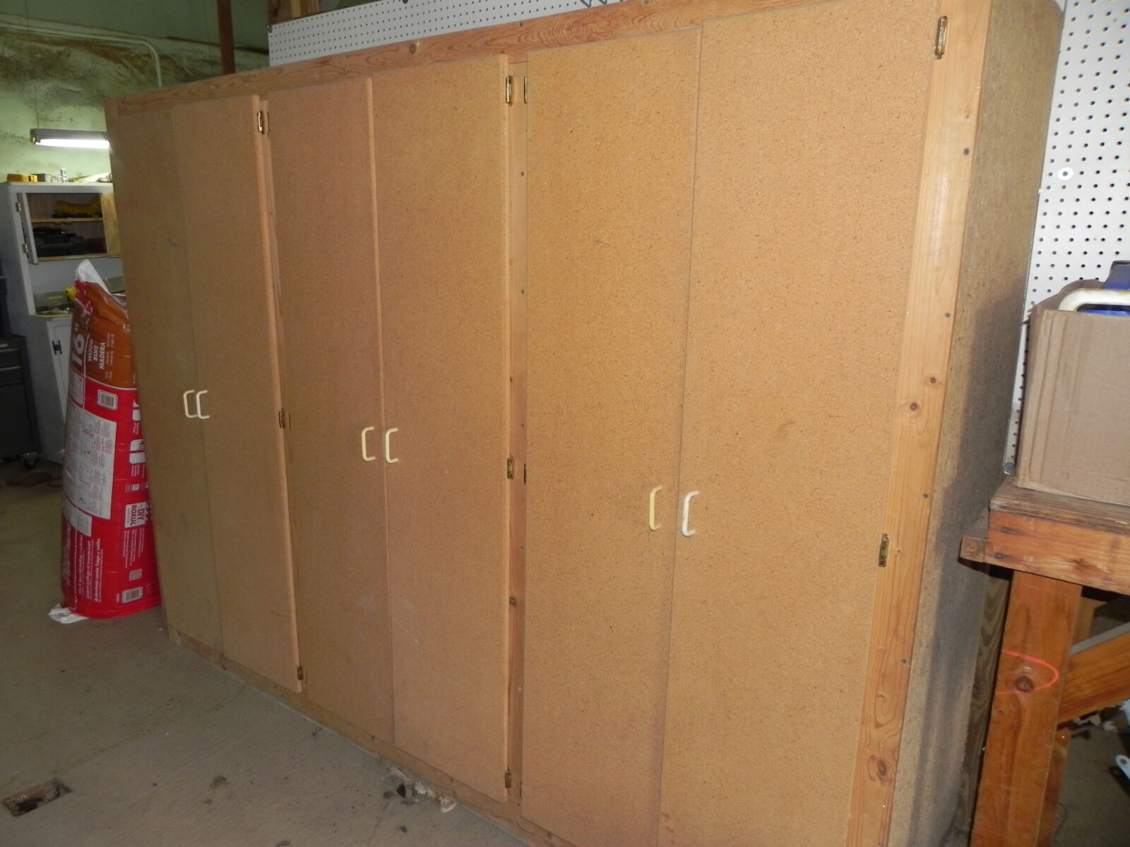 WOODWORKING TOOLS, LAWN FURNITURE, & MUCH MORE - BEDFORD, PA, / SAT. NOV. 21, 2026 @ 10AM. - Image 32